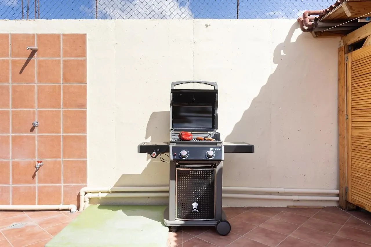 Casa Melocoton - Private Pool - Ocean View - Bbq - Garden - Terrace - Free Wifi - Child & Pet-Friendly - 4 Bedrooms - 8 People La Listada España