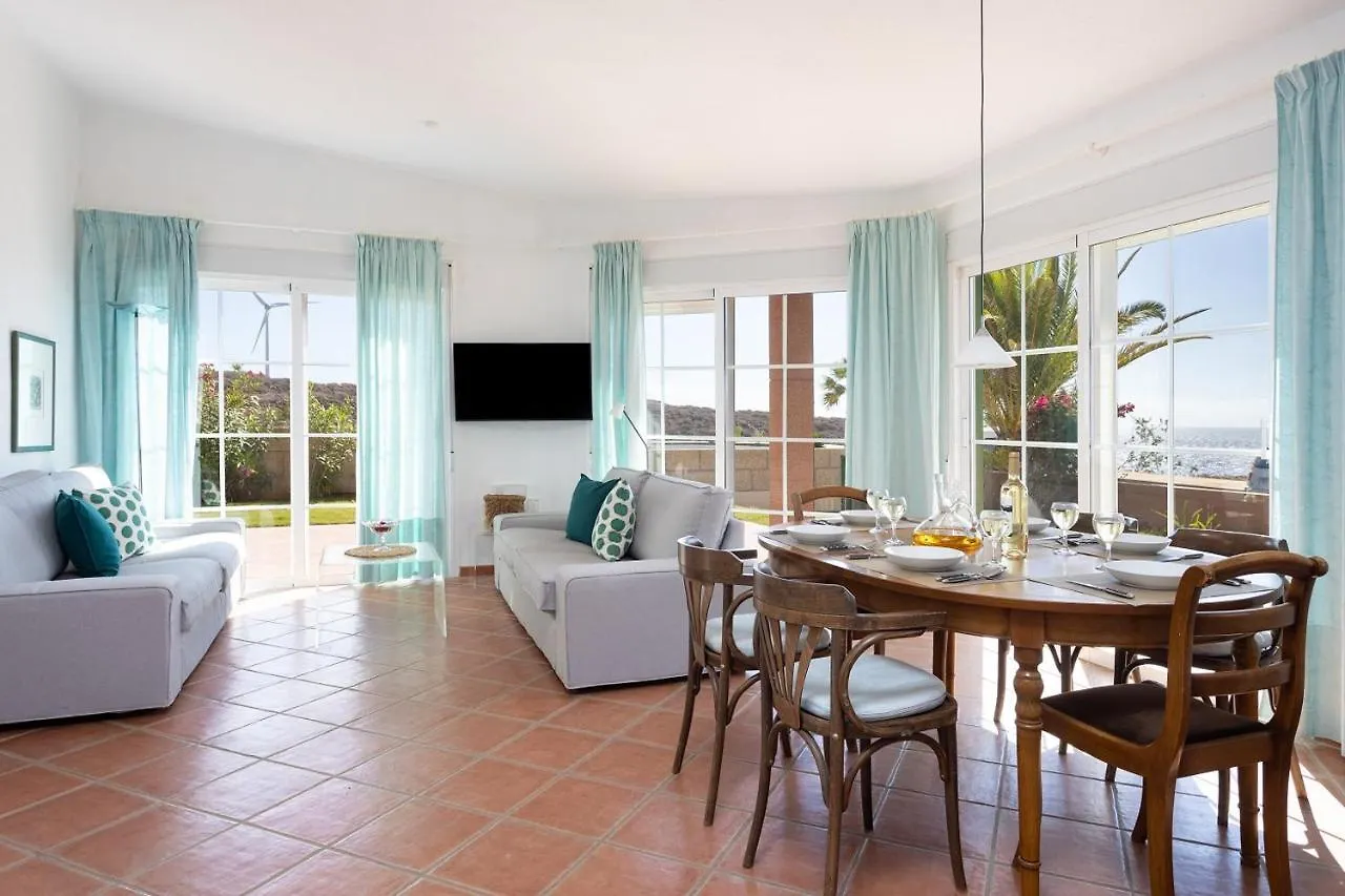 Casa Melocoton - Private Pool - Ocean View - Bbq - Garden - Terrace - Free Wifi - Child & Pet-Friendly - 4 Bedrooms - 8 People La Listada