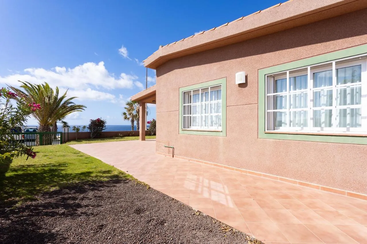 Casa Melocoton - Private Pool - Ocean View - Bbq - Garden - Terrace - Free Wifi - Child & Pet-Friendly - 4 Bedrooms - 8 People La Listada Сasa de vacaciones